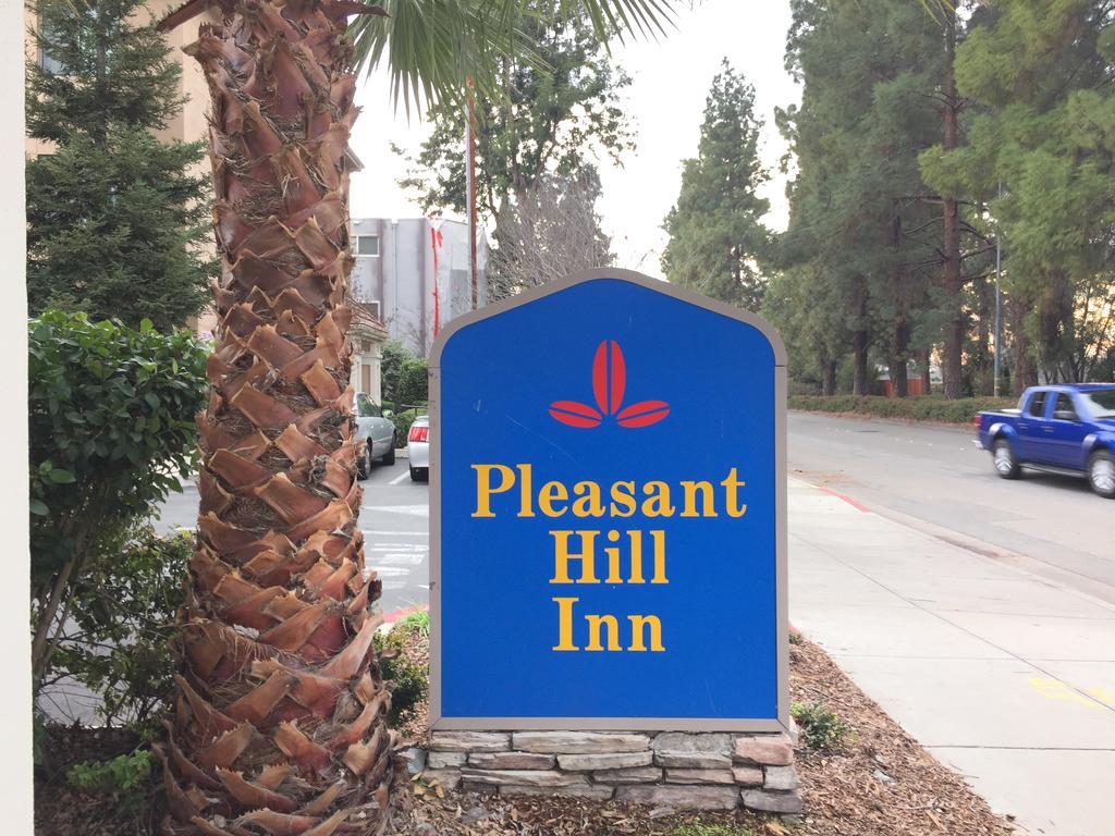 Pleasant Hill Inn Exterior foto
